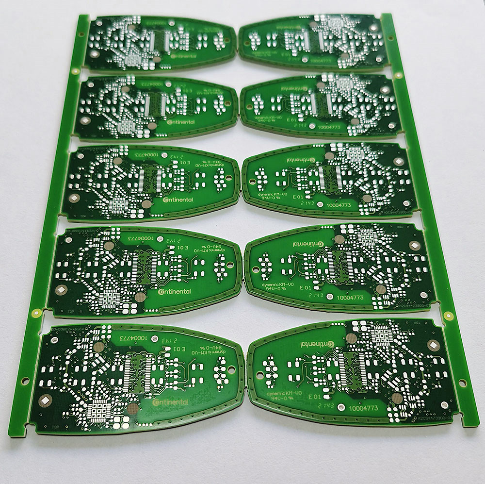 Example showing how to enter single board quantity or panel quantity in the PCB quote form