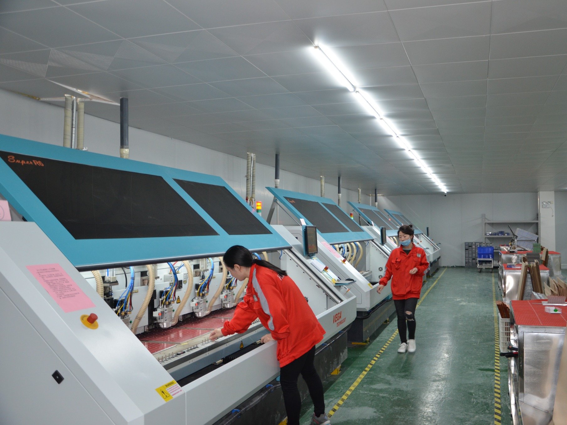 PCB fabrication CNC drilling machine high precision multilayer PCB drilling process